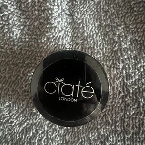 Ciate Extraordinary Setting Power- Sealef